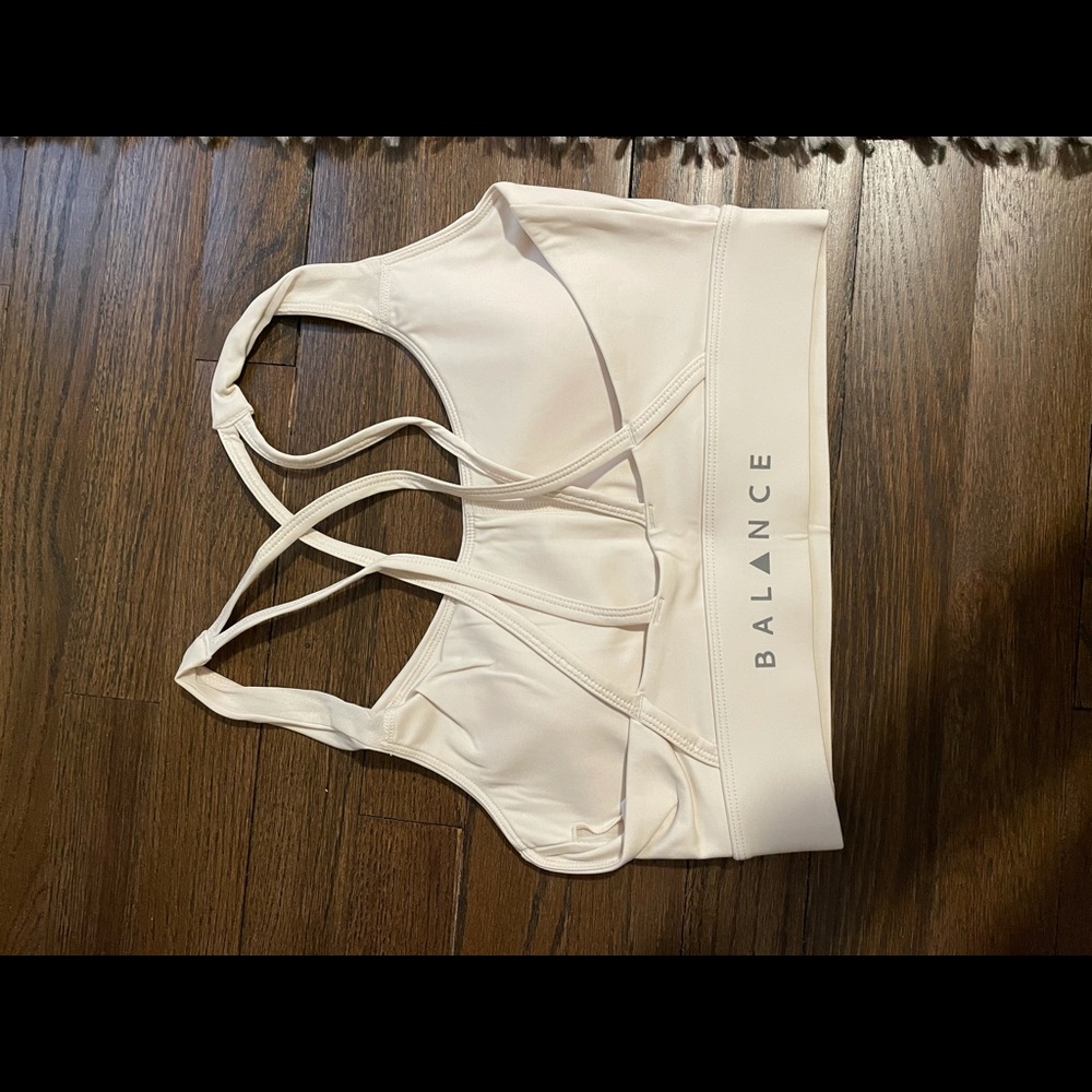 Balance Athletica Quest Top